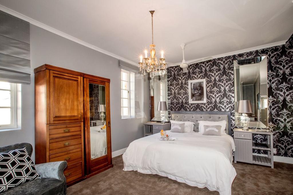 The Villa Rosa Hotel & Self-Catering Apartments Кейптаун Екстериор снимка